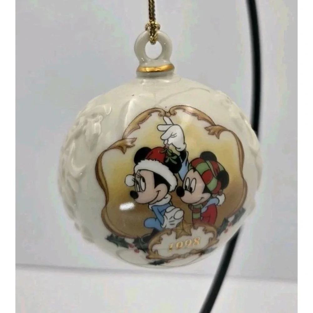 Lenox Disney Mickey Minnie Under Mistletoe Ornament 1998‎ PorcelainGold